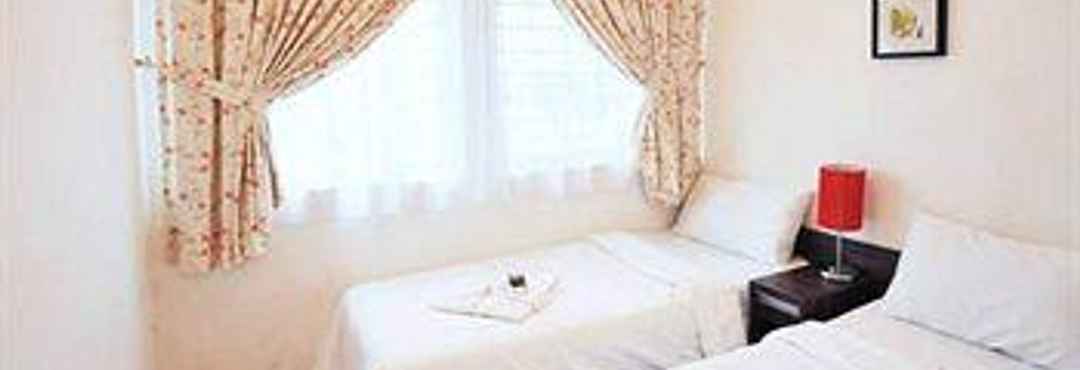 Kamar Tidur Bridal Tea House Aberdeen