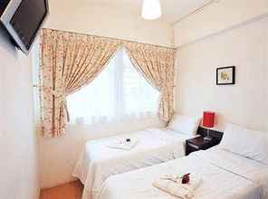 Kamar Tidur Bridal Tea House Aberdeen