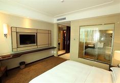Bedroom 2 Guangdong Jin Bao Lai Hotel