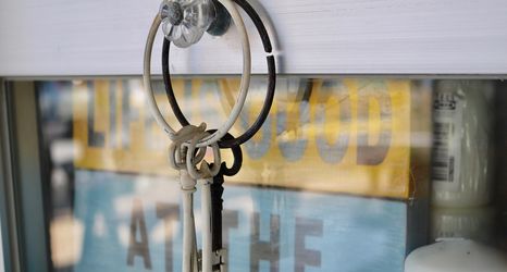 Lain-lain 2 Umiyado Gohan Pork Luncheon Meat (Miyakojima)