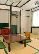 null Ryokan Seifuso (two-story wooden structure)