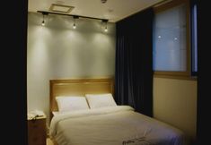 Exterior 4 THE MIR RESIDENCE