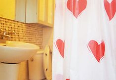 In-room Bathroom 6 Golden Pond Guest House