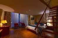Bedroom Eastern Golden Apartment Youzi