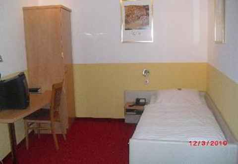 Bedroom Hotel Hubler