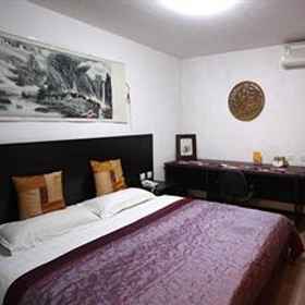 N.E. Hotel Beijing 1, Hotel 张自忠路店