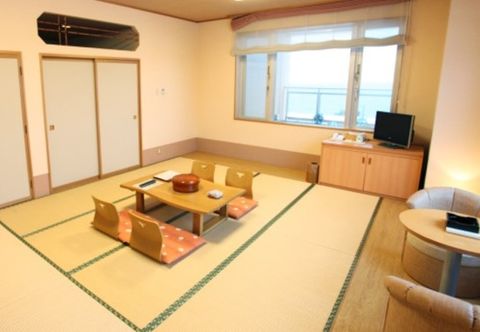Others Hachimori Isaribi Onsen Hatahatakan