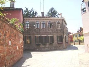 Exterior Venice Garden