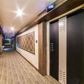 Hotel Charmant Suwon 1, Hotel Taejangmaru Library