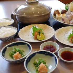 Yuno Yado Shoei 1, โรงแรม & ที่พัก Kyoto Research Park Tambaguchi Multistorey Parking Lot