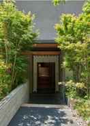 null Enoura Retreat Rimon