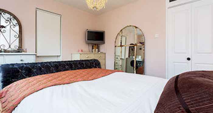 Bedroom Veeve - Kings Cross Apartments