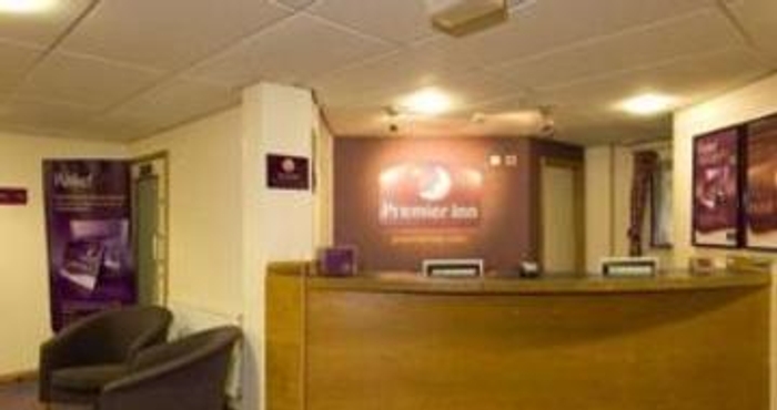 Bedroom ZIP by Premier Inn Cardiff