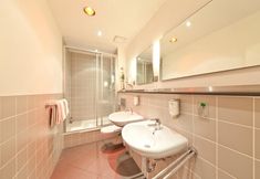 其他 5 Hotel Gates