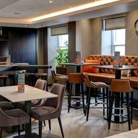 Ten Hill Place Hotel 1, 酒店 Edinburgh Butterfly & Insect World