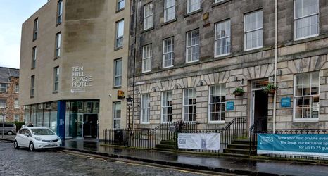 Bangunan 2 Ten Hill Place