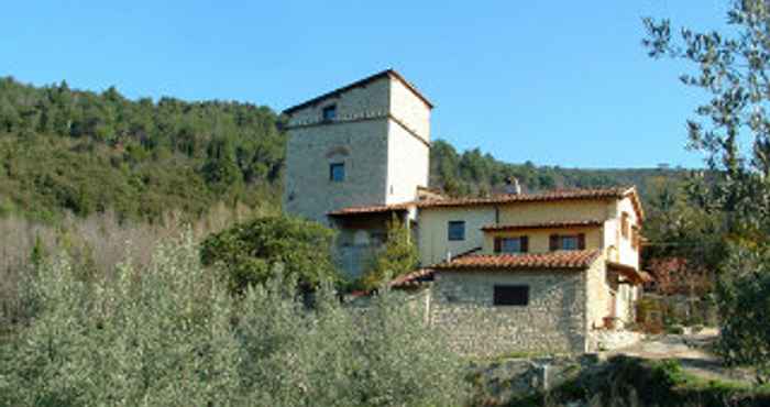 Kamar Tidur Torre Di Terigi