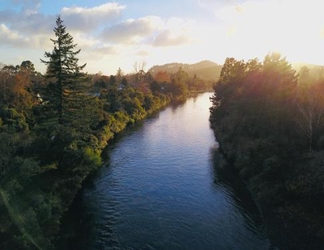 อื่นๆ 2 Turangi Trout Lodge