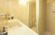 In-room Bathroom 7 La Casa De L'argent Apartamentos