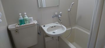 Others 5 Toke Station Hotel