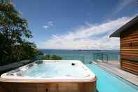 Swimming Pool Cloud 9 Luxury Villa