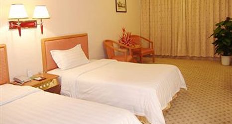 Bedroom 2 Guang Shen International Hotel