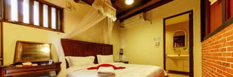 Kamar Tidur King Lam No 110 Bed & Breakfasts