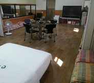 Bedroom 6 e-Hotel