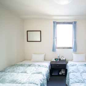 Oita Cathay Hotel 1, Hotel Kampus Dannoharu Universiti Oita