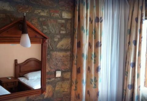 อื่นๆ FourSeas Hotel