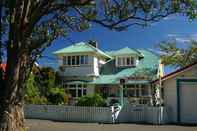 Bangunan Rosewood Bed & Breakfast