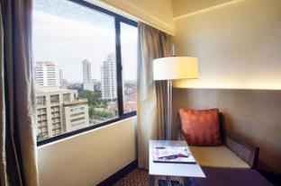 Bangunan 4 Cebu City Marriott Hotel