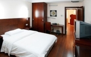 Bedroom 6 Hotel Huaxia Milano