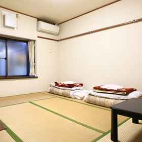 Hanaoka Center 1, Hotel Goma Station