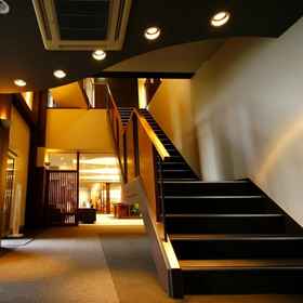 เมจิกัน 1, โรงแรม & ที่พัก Toi Port