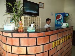 Lobi 4 Singapore Hotel