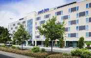 ห้องน้ำภายในห้อง 6 Park Inn by Radisson Frankfurt Airport Hotel