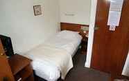In-room Bathroom 3 White Lodge, Hornsey