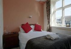Bedroom 2 Inchgrove House