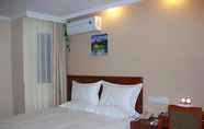 อื่นๆ 7 GreenTree Inn Shanghai ZhangJiang GuangLan Road MetroStation