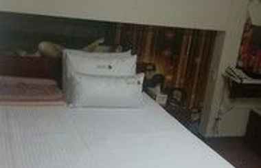 Kamar Tidur 2 Hotel Shim