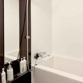 SPARKY's House / House II1 , 飯店小豆郡