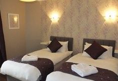 Others 3 Clearburn Apartment