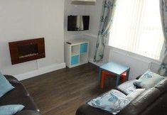 Others 4 Clearburn Apartment