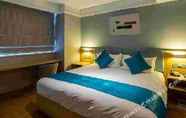 Bilik Tidur 4 Edinburgh Holiday Hotel