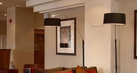 Lobby 2 Menzies London Luton Strathmor