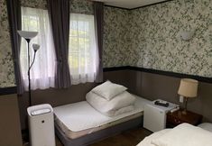 Others 2 Hideaway In The Forest Klingelbear