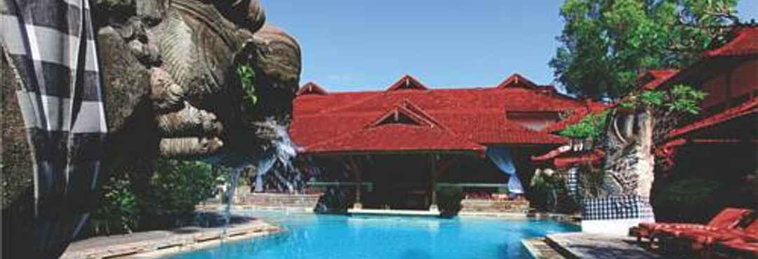 Swimming Pool Hotel Bounty Kuta