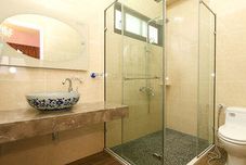 In-room Bathroom Yoga Heart B&B