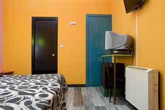 Phòng ngủ 4 Hostal 12 Rooms